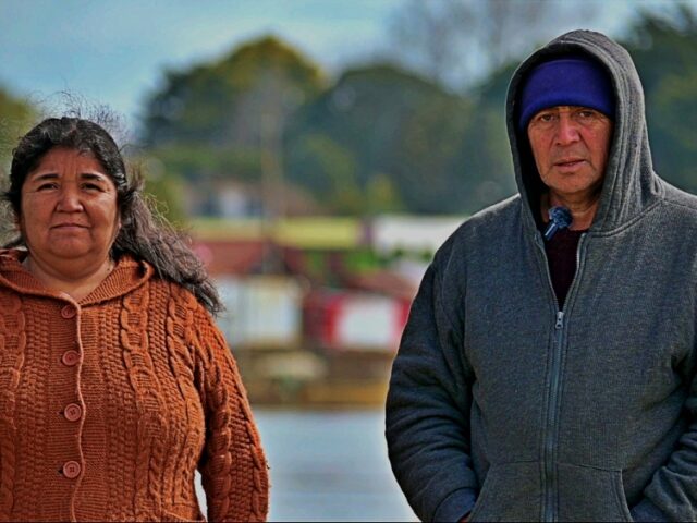 RRP T5E4: Teresa Nahuelpan y Boris Hualme, conociendo las memorias y triunfos de la resistencia lafkenche en Mehuin.